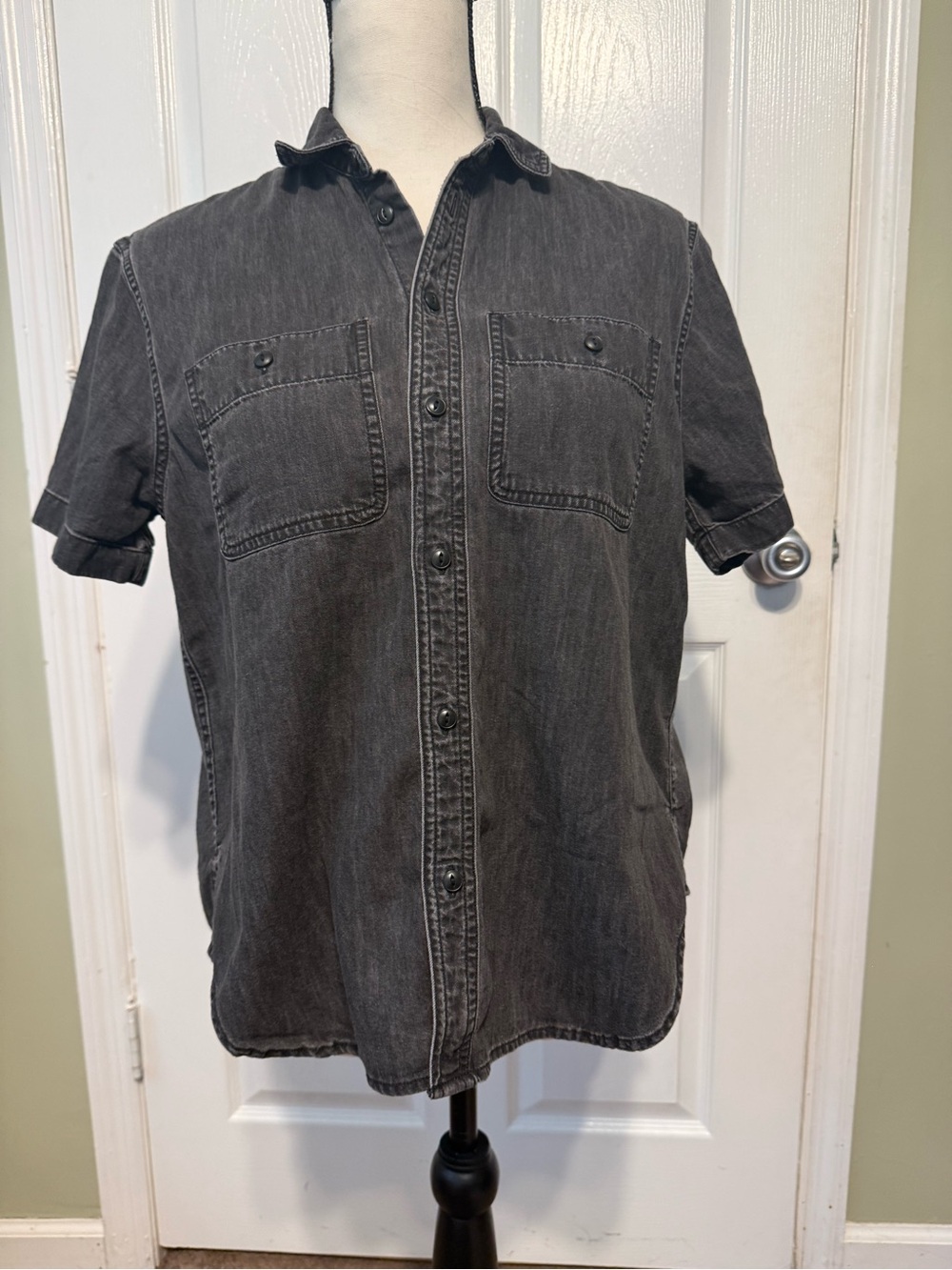 Madewell Washed Black Short-Sleeve Button-Down Shirt
